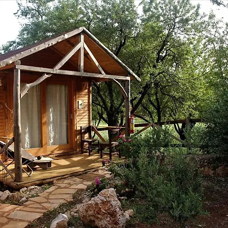 Κάμπινγκ Oread Garden *